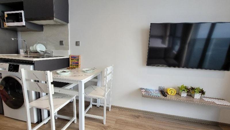 Andromeda Condo By Feng Pattaya Quarto foto
